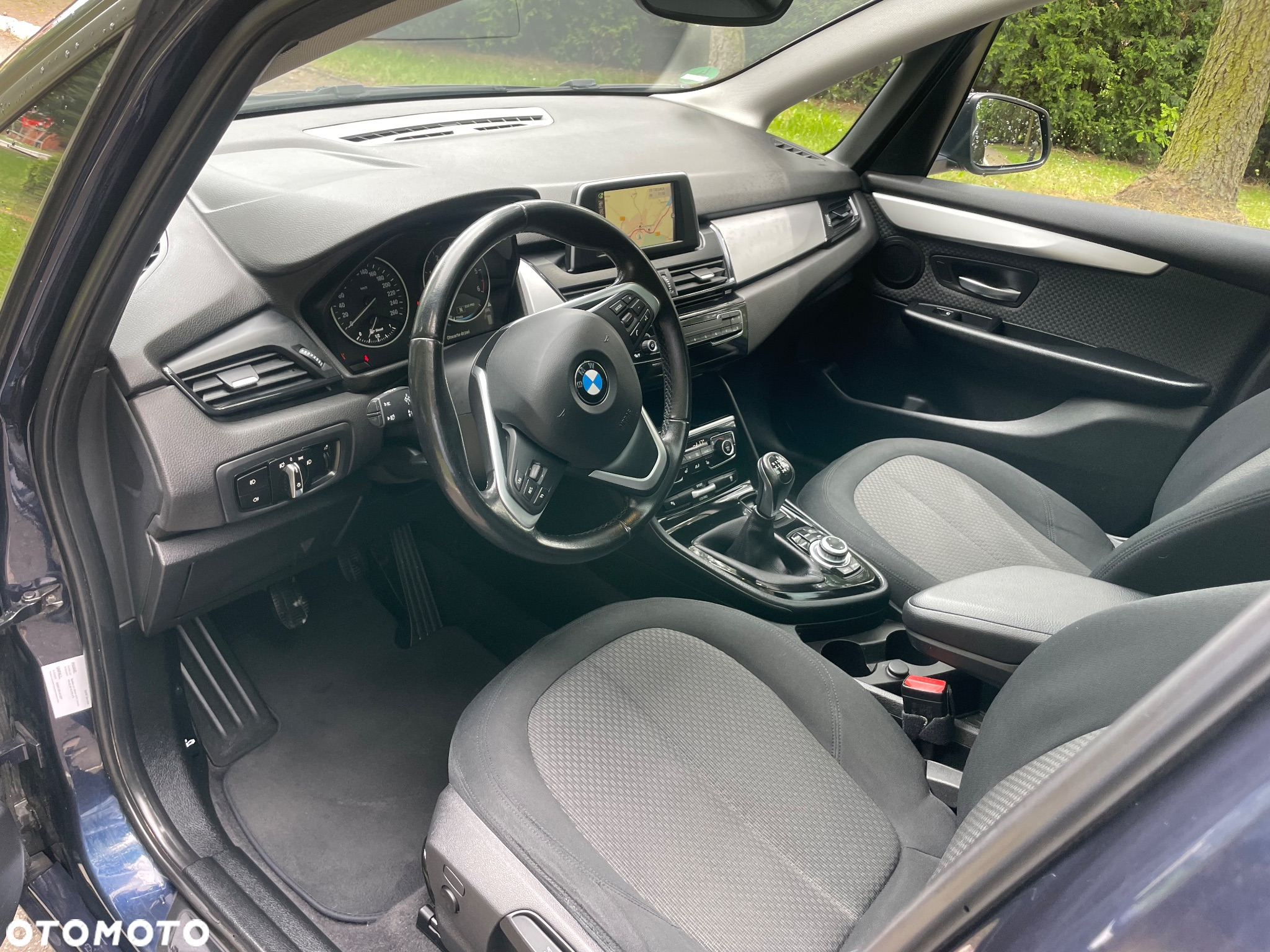 BMW Seria 2 218d Advantage - 12