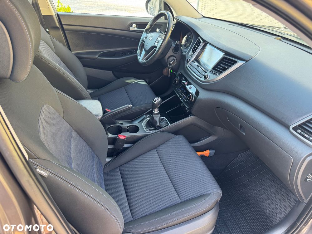 Hyundai Tucson blue 1.6 GDi 2WD Trend - 31