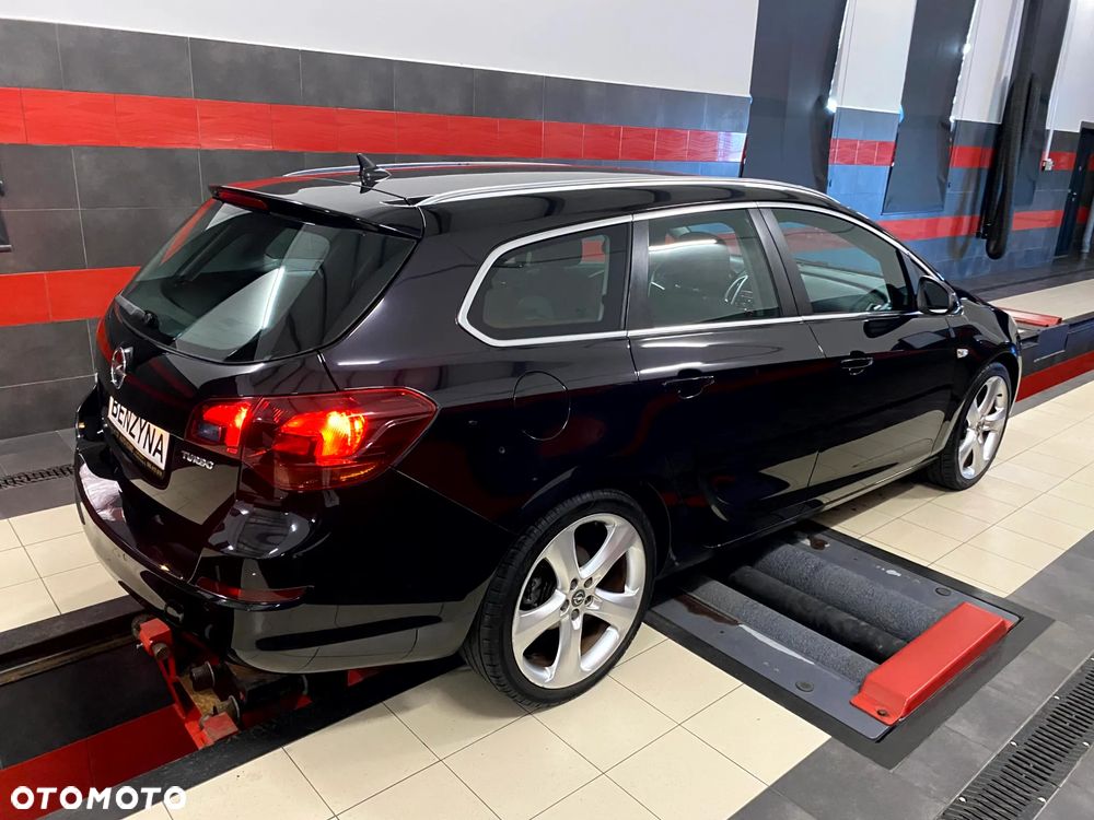Opel Astra 1.4 Turbo Innovation - 10