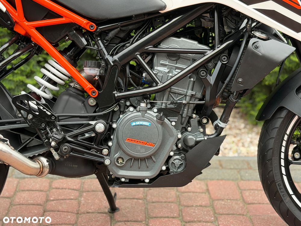KTM Duke 125 - 13