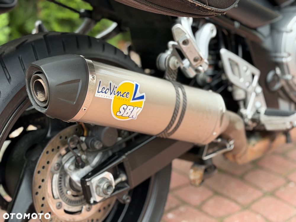 Suzuki Bandit - 25