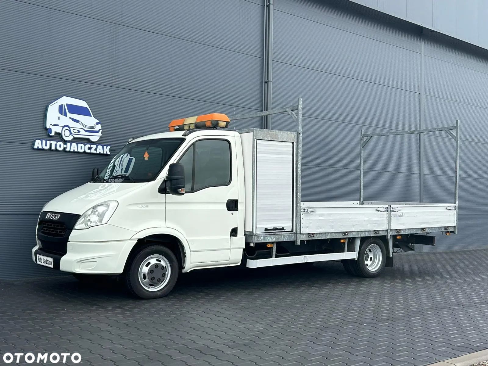Iveco Daily 40C15 35C15 3.0 HPI Skrzynia 4,1m + skrzynka narzędziowa **KLIMA**NA BLIŹNIAKACH**2013R** - 1