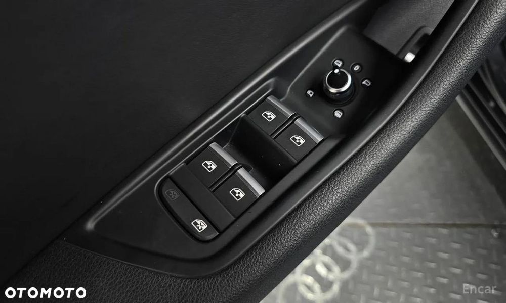 Audi A4 Limousine - 13