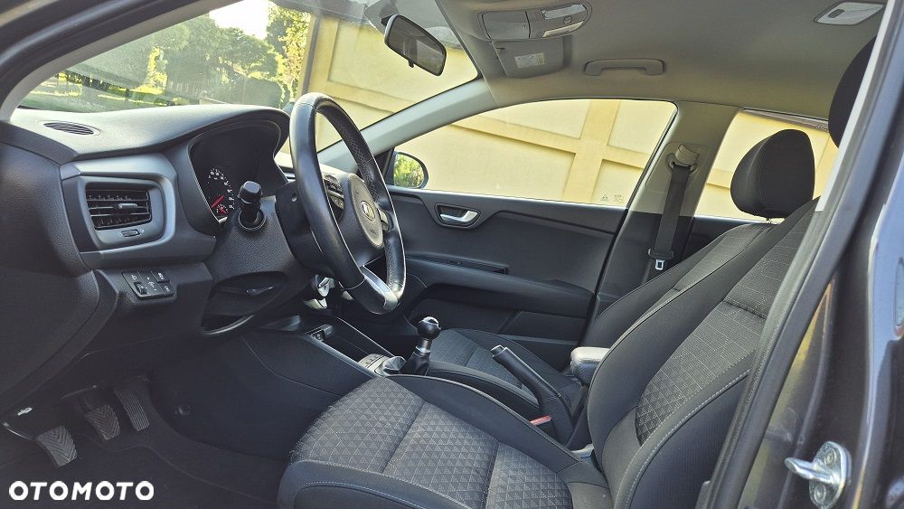 Kia Rio 1.2 Dream Team Edition - 7