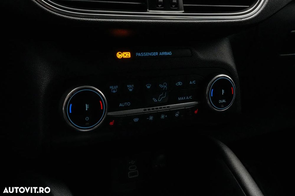 Ford Kuga 2.5 Duratec PHEV TITANIUM - 22