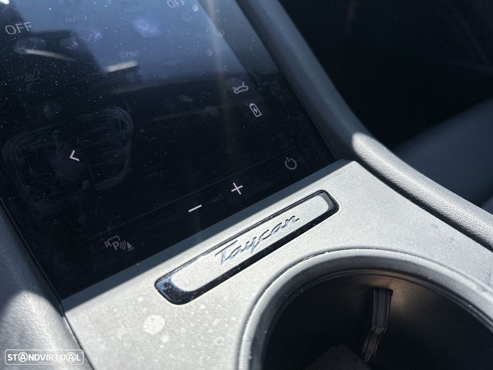 Porsche Taycan Sport Turismo bateria Performance Plus - 21