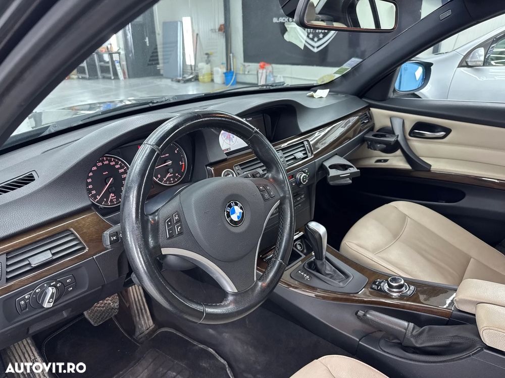 BMW Seria 3 320d DPF Aut. Edition Exclusive - 17