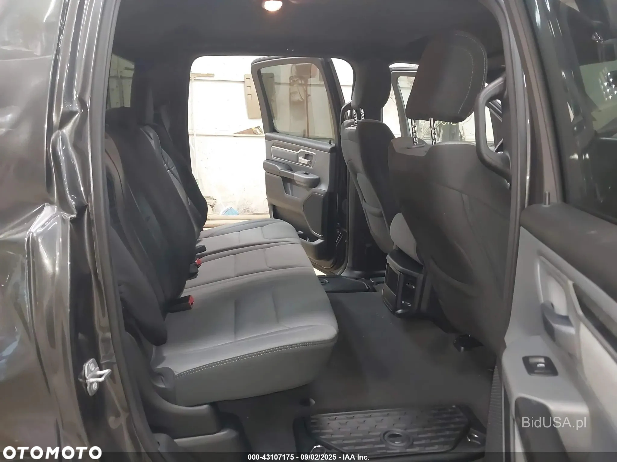 Dodge RAM 1500 5.7 4x4 - 10