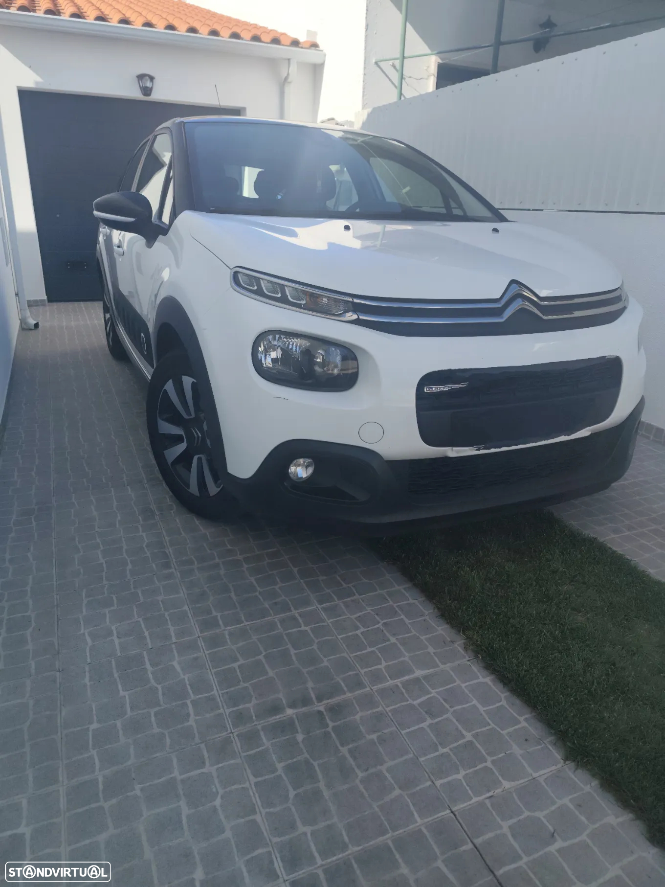 Citroën C3 1.2 PureTech Feel - 2