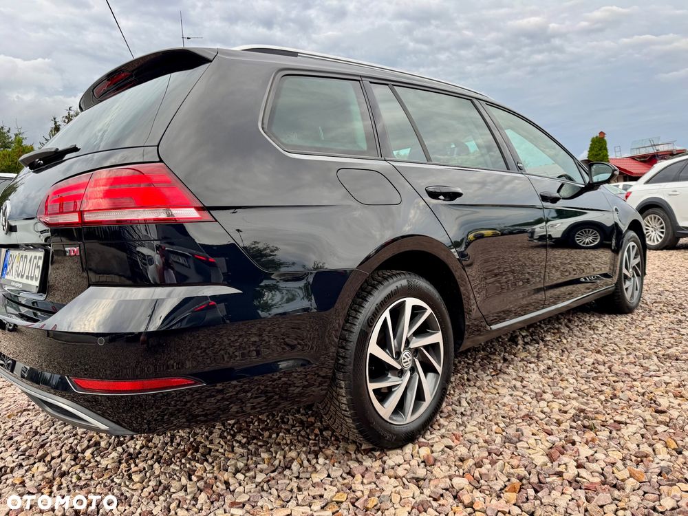 Volkswagen Golf 1.6 TDI Sound - 23