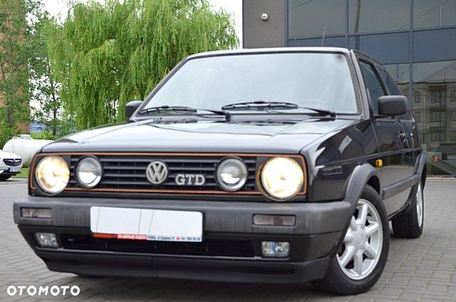Volkswagen Golf 1.6 GTD TD - 10