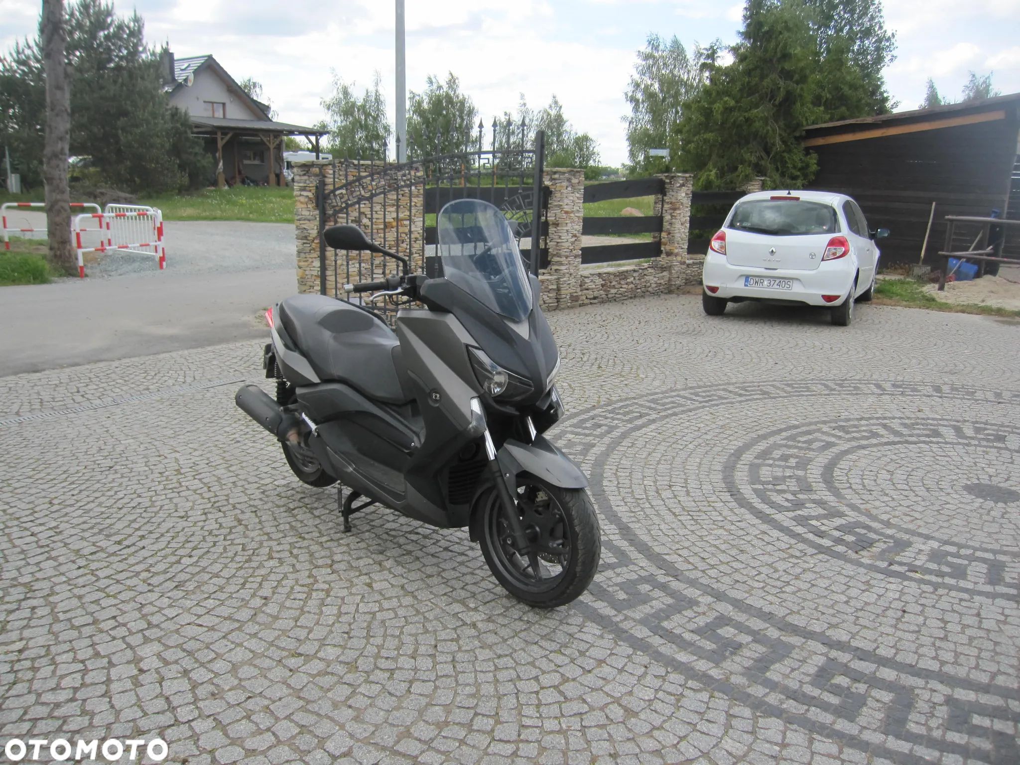 Yamaha X-max - 1