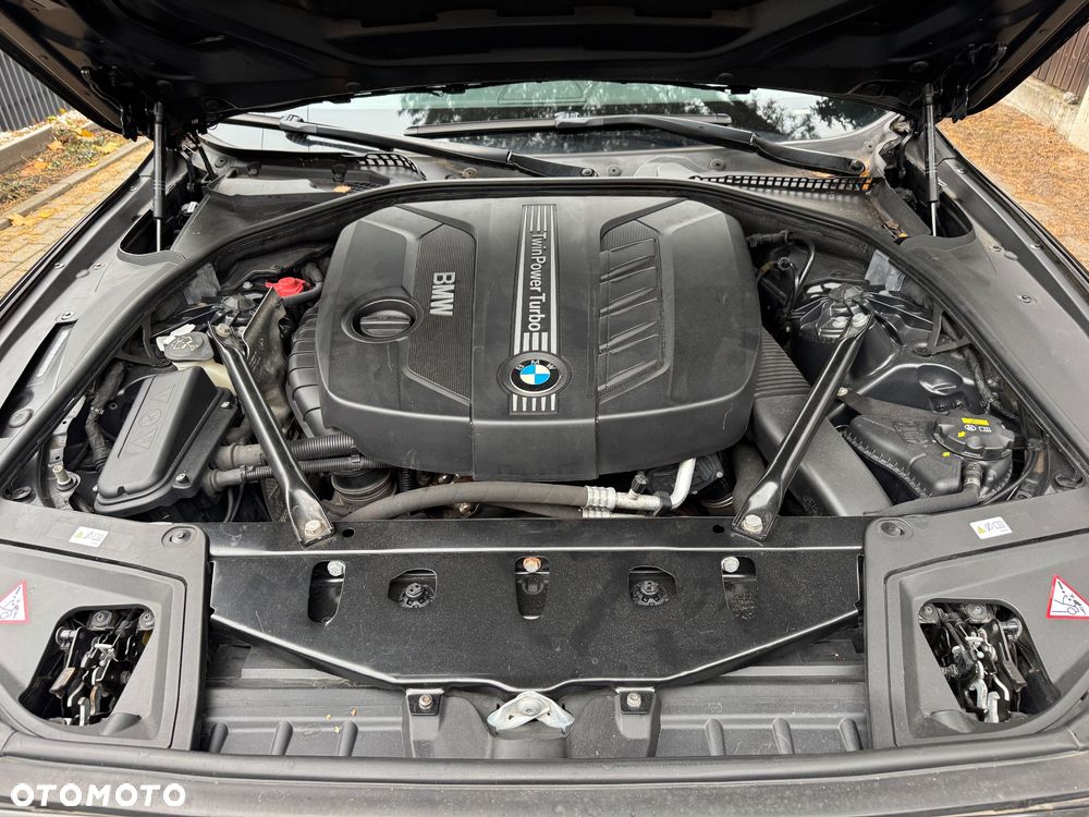 BMW Seria 5 525d xDrive Luxury Line - 36