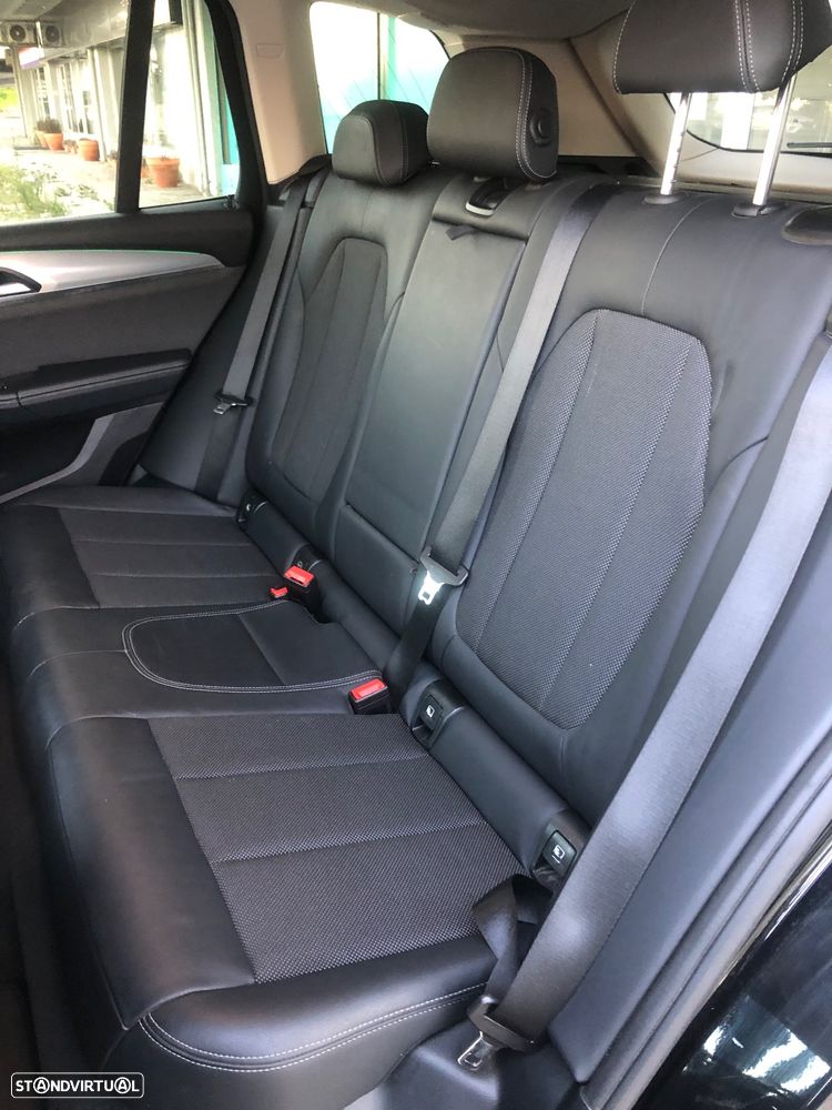 BMW X3 30 e xDrive xLine - 31