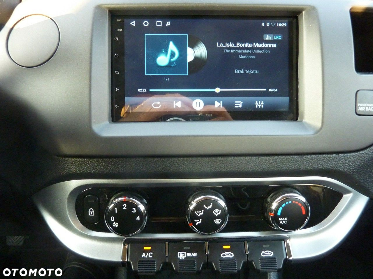 Kia Rio - 23