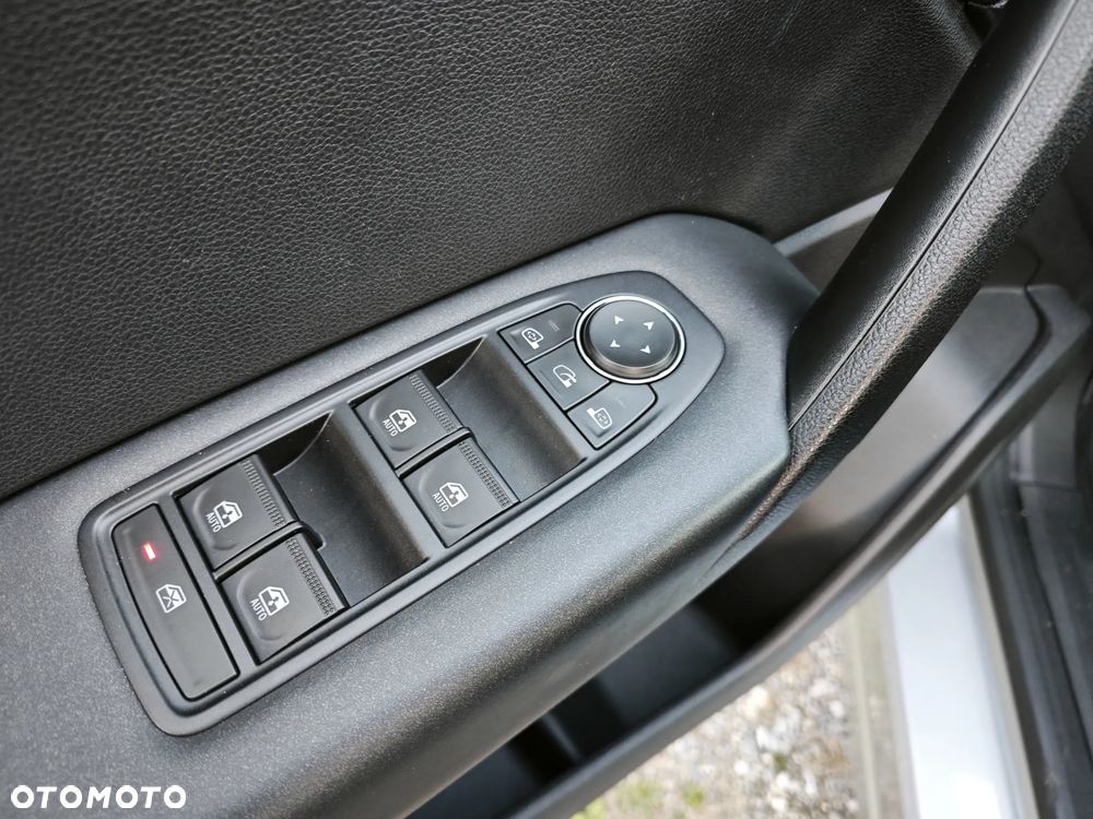 Renault Captur - 16