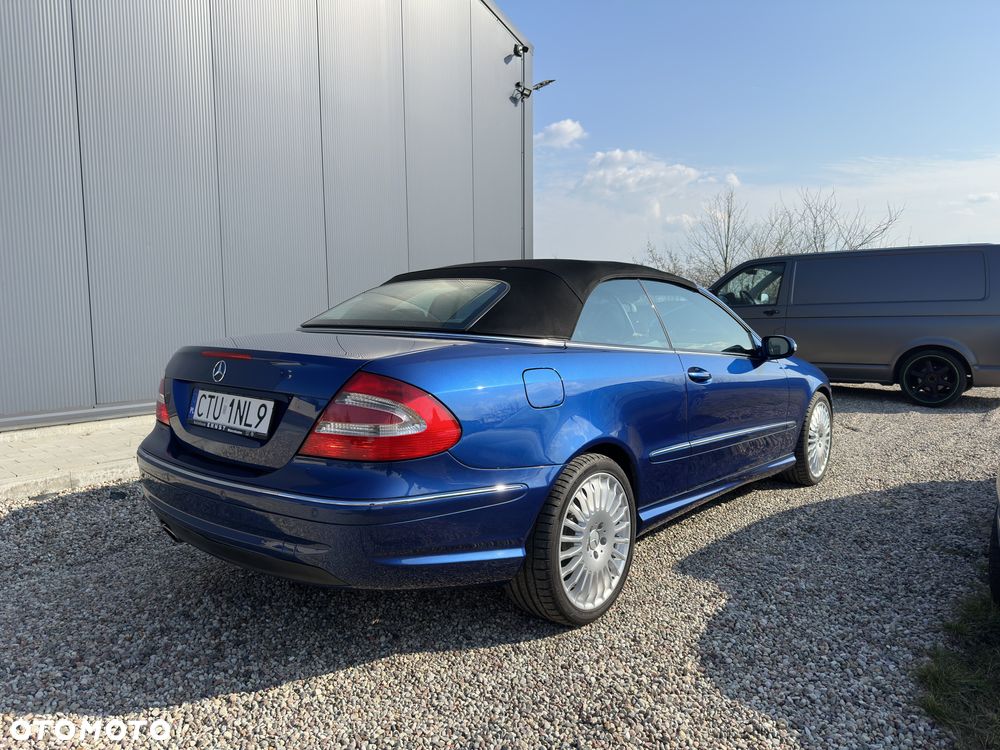 Mercedes-Benz CLK - 8