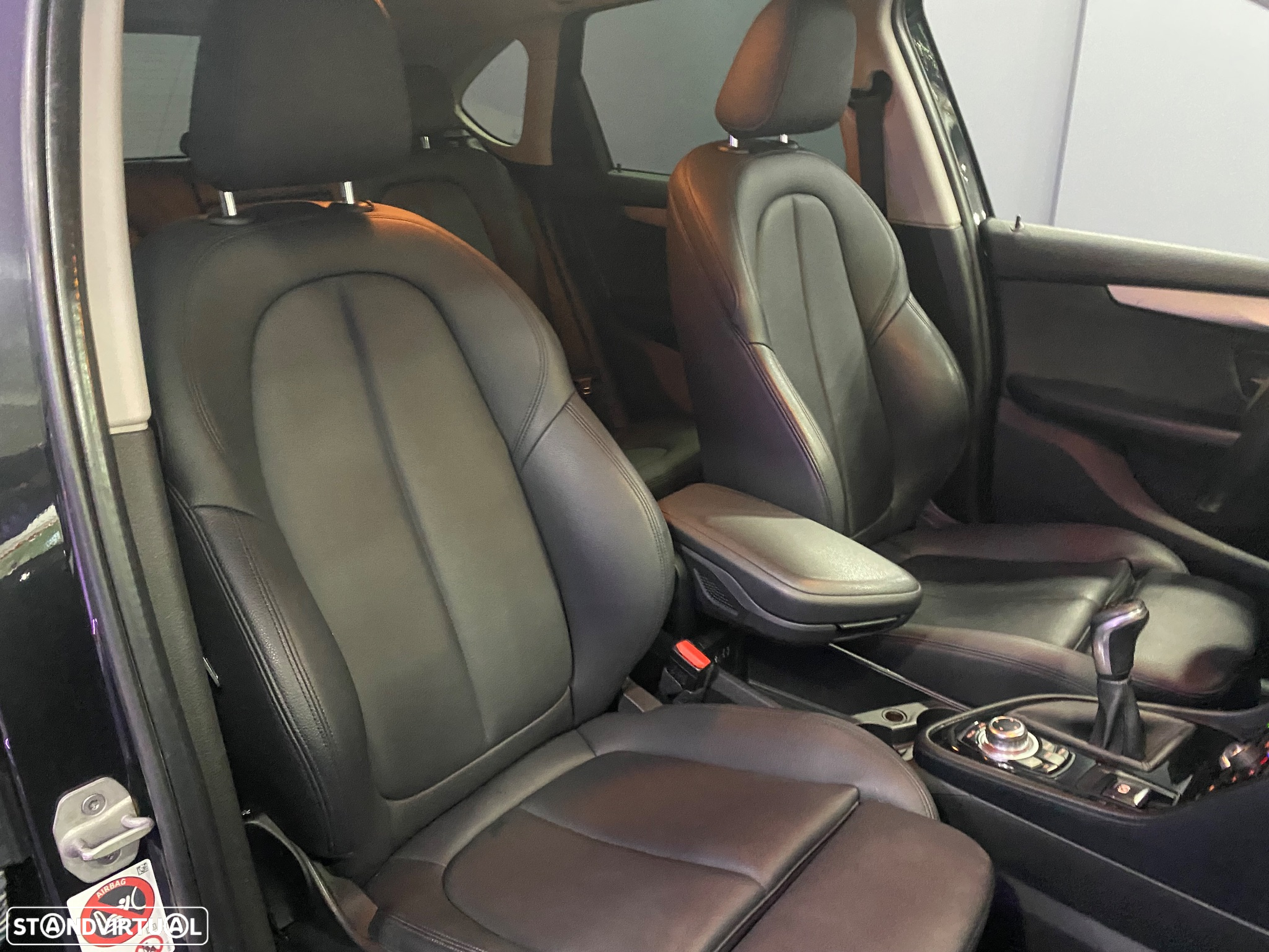 BMW 216 Active Tourer d Line Sport - 28