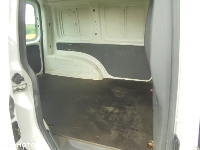 Volkswagen CADDY - 21