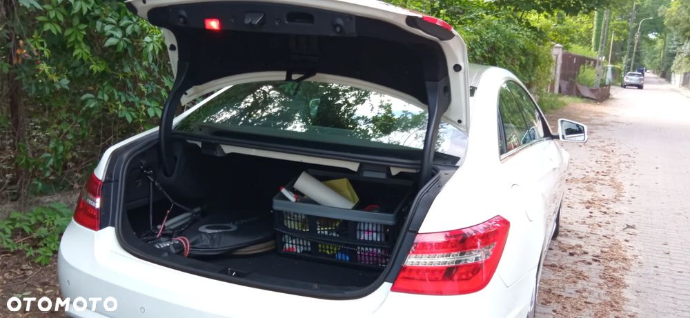 Mercedes-Benz Klasa E 250 CGI BlueEffICIENCY - 3