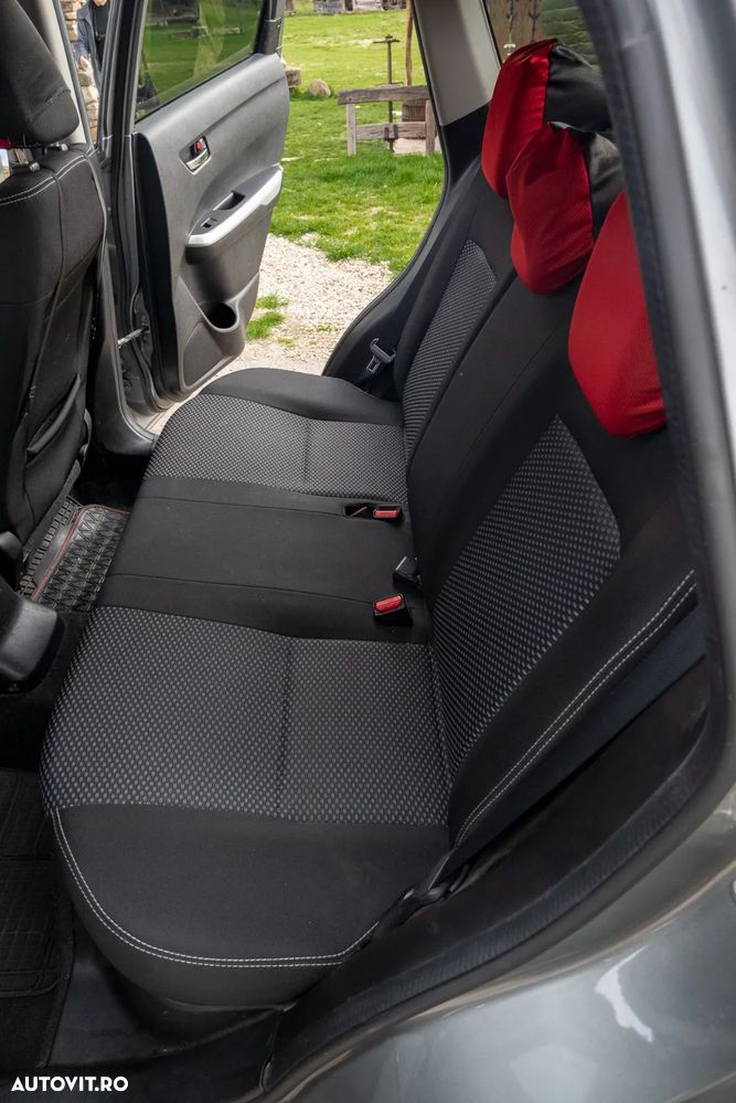 Suzuki Vitara 1.6 Passion - 8