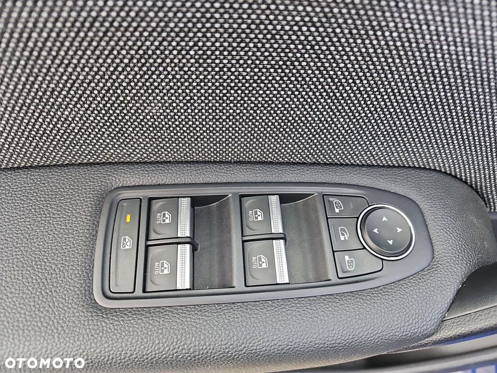 Renault Captur 1.0 TCe Techno - 28