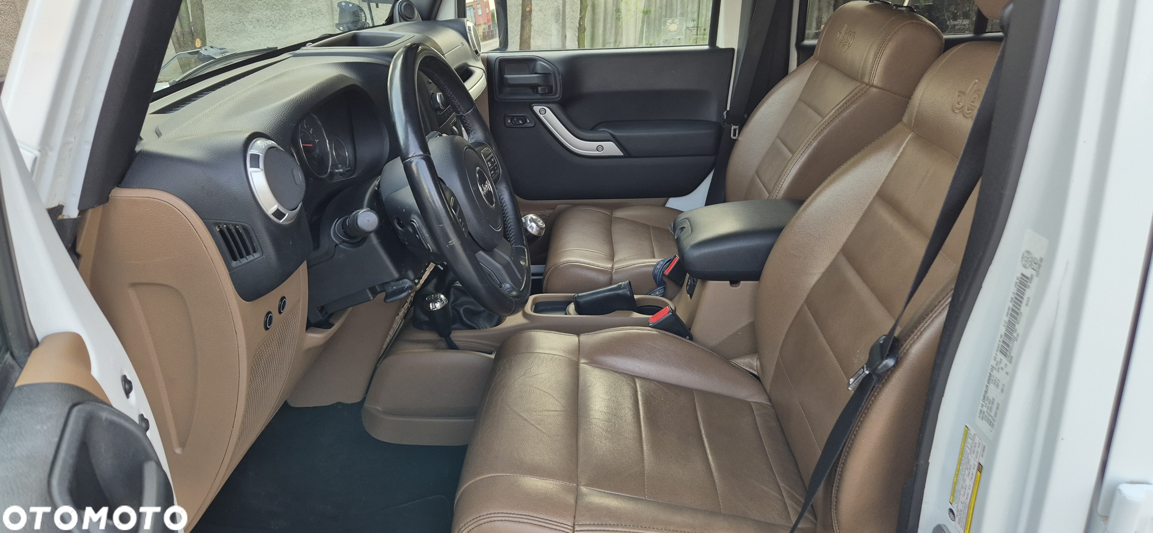 Jeep Wrangler - 13