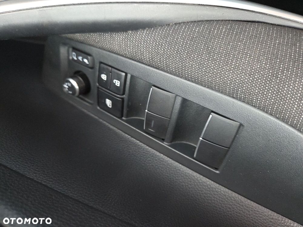 Toyota Corolla 1.8 Hybrid Comfort - 22