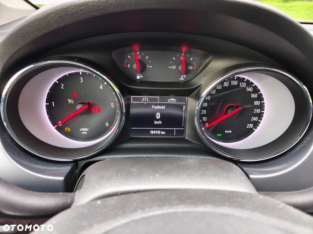Opel Astra 1.6 CDTI Essentia S&S - 13