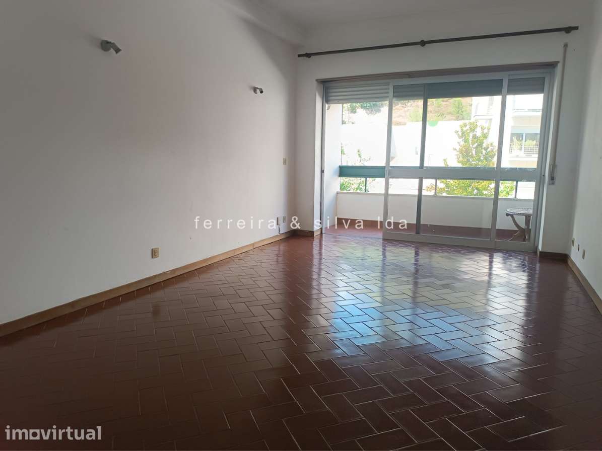 Apartamento T2 em Coimbra (Rua General Humberto Delgado) - Grande imagem: 2/13