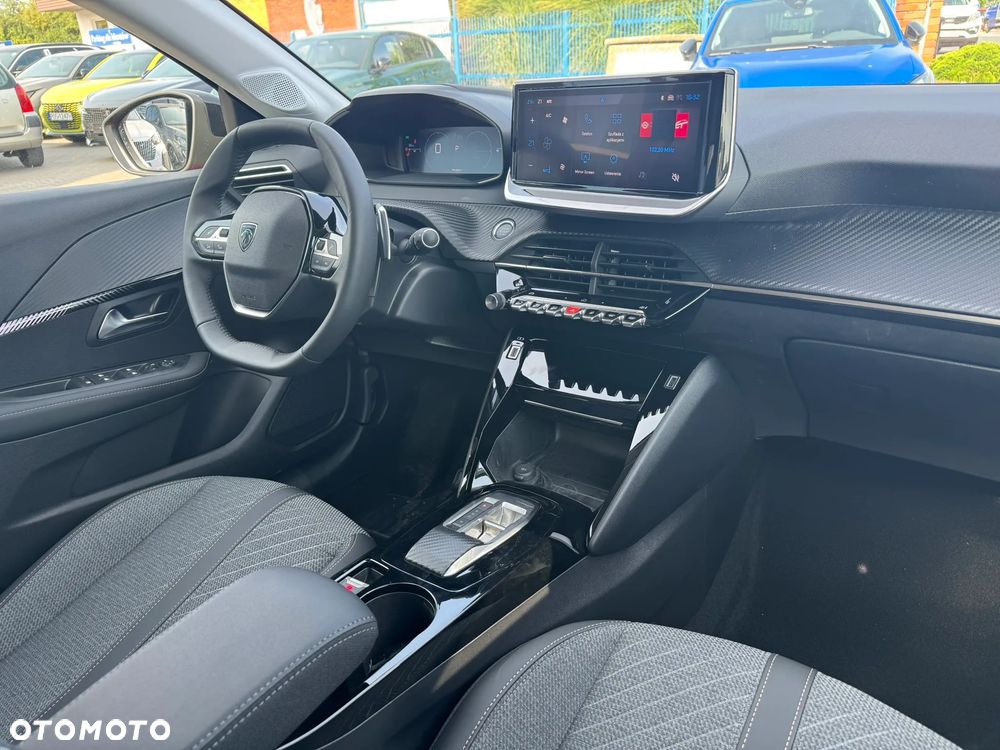 Peugeot 208 1.2 mHEV Allure e-DCS6 - 9