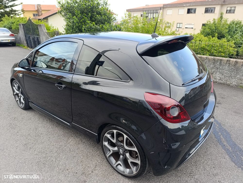 Opel Corsa 1.6 Turbo OPC - 6
