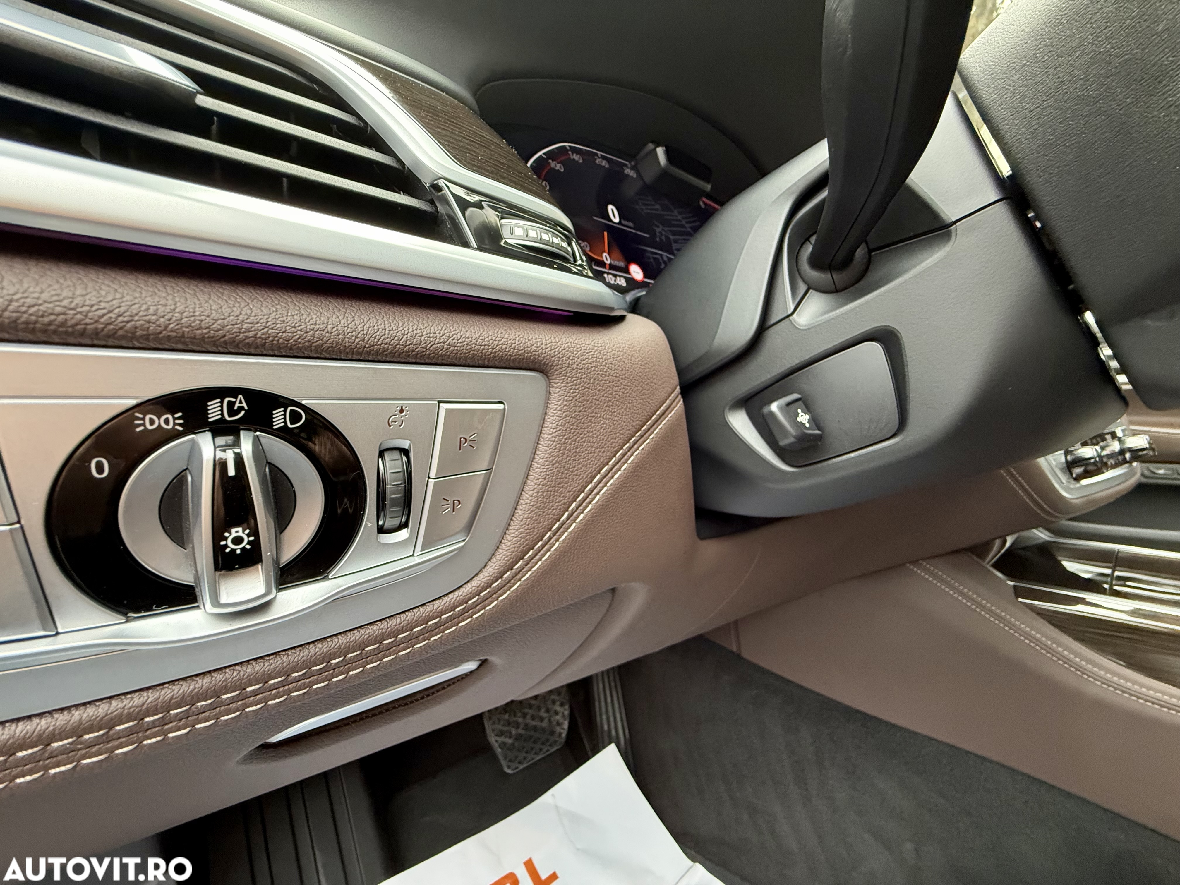 BMW Seria 7 730d xDrive - 29