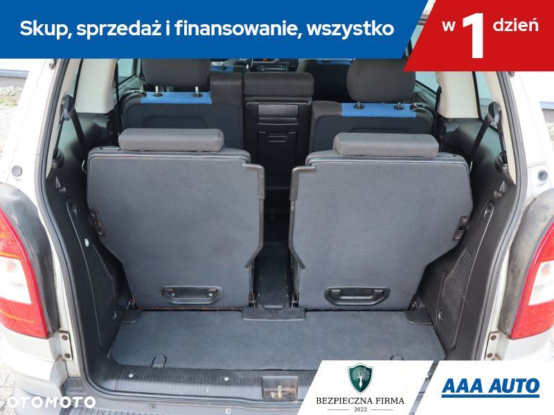 Opel Zafira - 18