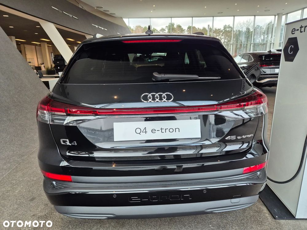 Audi Q4 e-tron 45 82kWh Advanced - 6