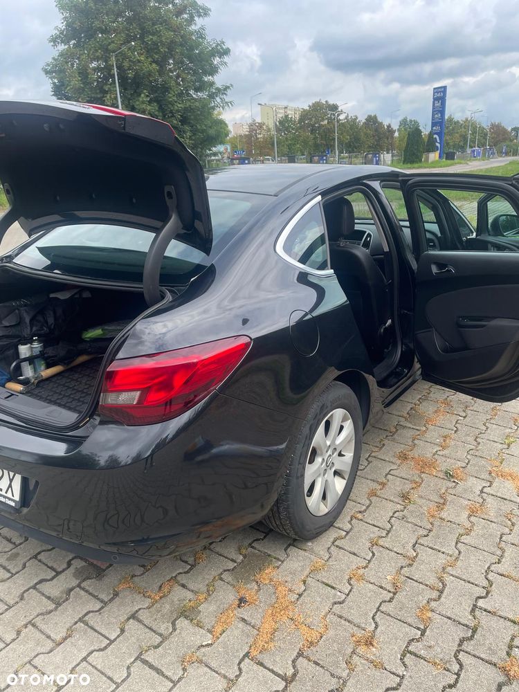Opel Astra 1.4 T EU6 - 4