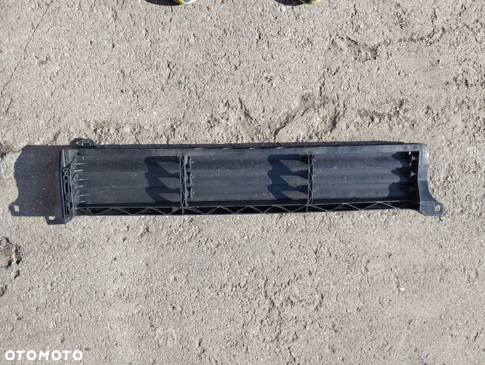 Wlot Roleta Żaluzja kierownica powietrza Audi E-tron 4KE 4KE121223 - 1