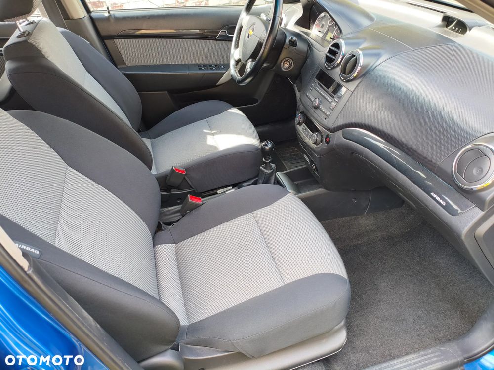 Chevrolet Aveo 1.4 16V LT - 14