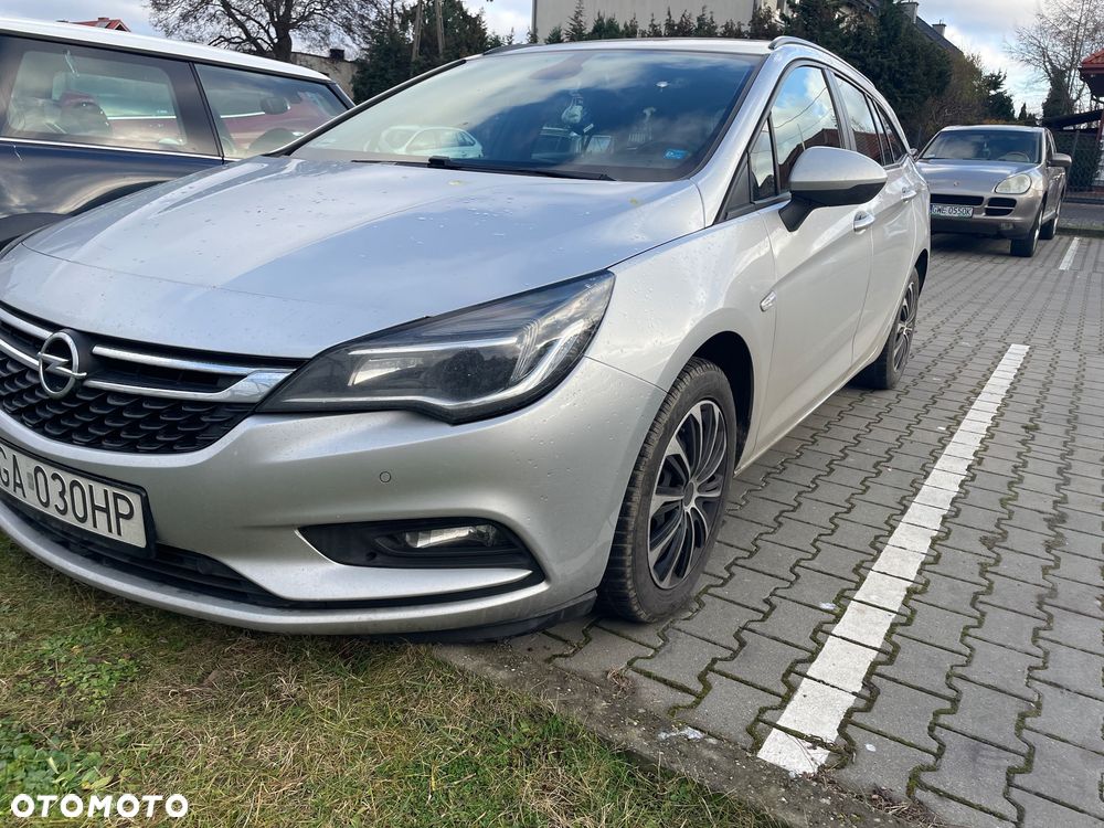 Opel Astra 1.6 CDTI Essentia S&S - 2