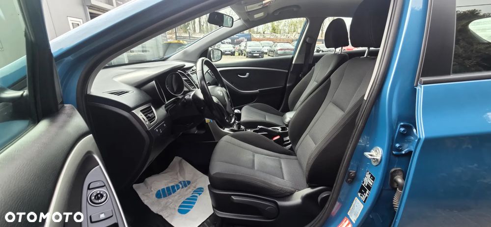 Hyundai i30 1.4 Trend - 31