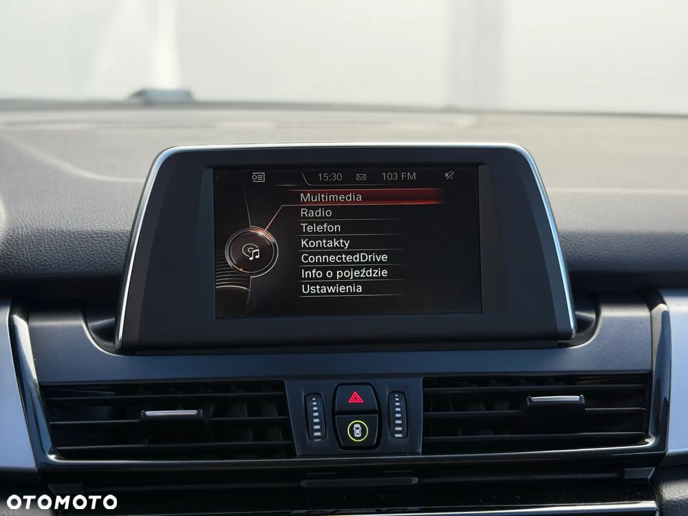 BMW Seria 2 216d Luxury Line - 26