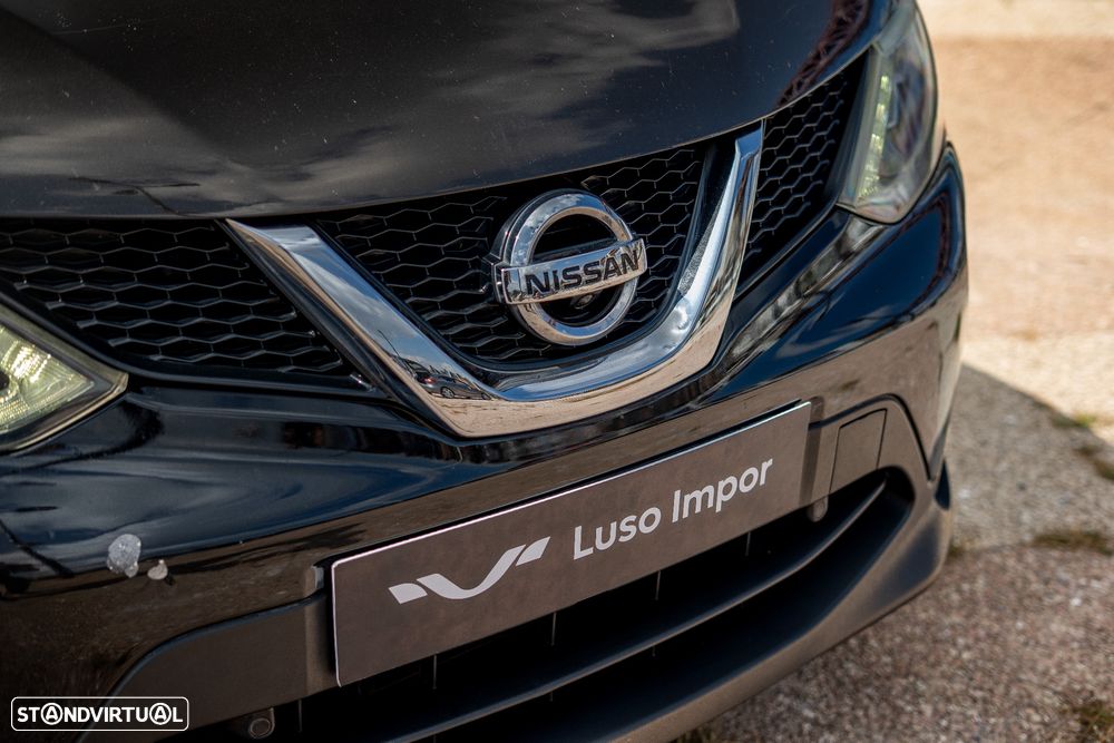 Nissan Qashqai 1.5 dCi N-Connecta 18 - 10