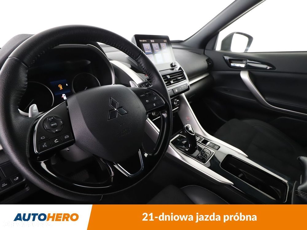 Mitsubishi Eclipse Cross - 12
