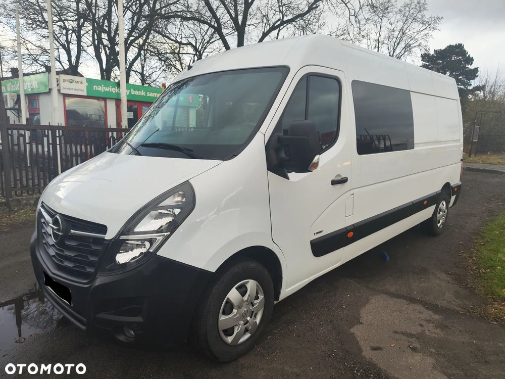 Opel Movano  brygadówka 7 osób klima nawigacja hak tempomat ledy