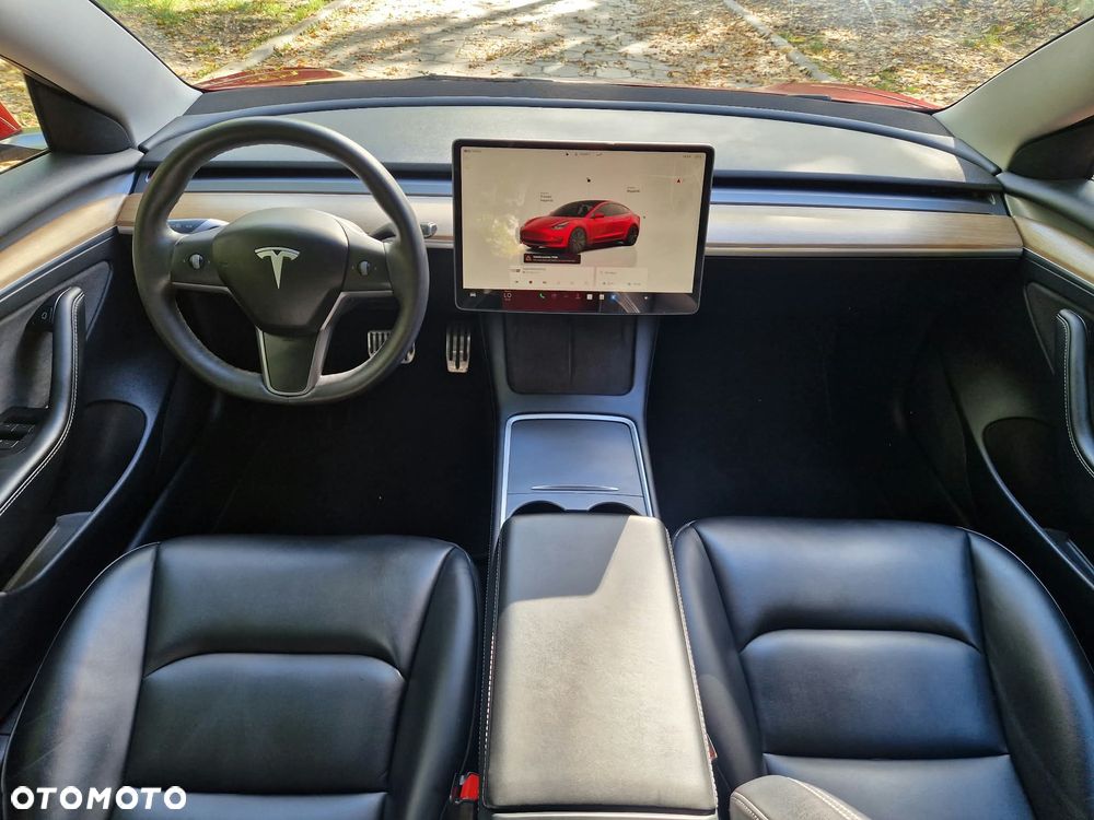 Tesla Model 3 RWD - 21