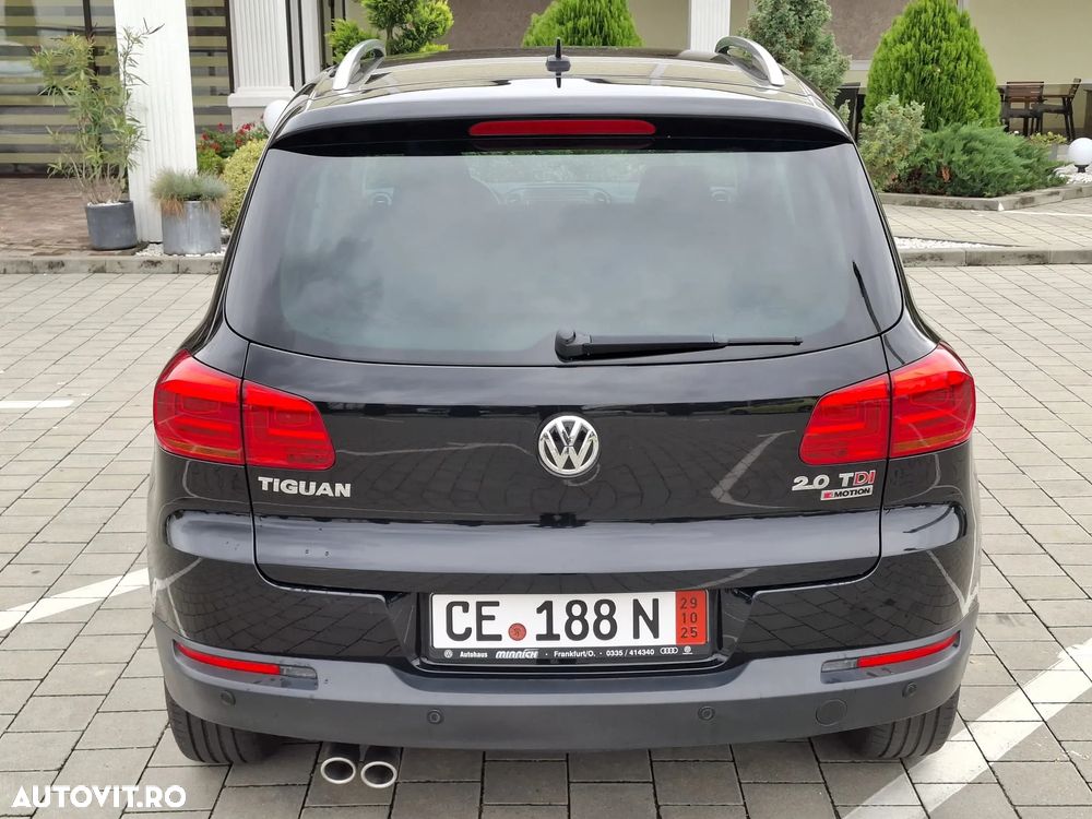 Volkswagen Tiguan 2.0 TDI SCR 4MOTION BlueMotion Technology DSG Exclusive - 4