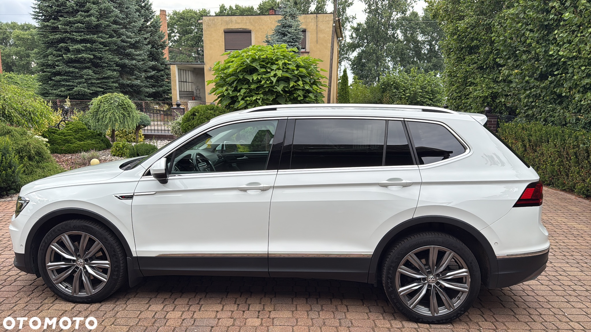 Volkswagen Tiguan Allspace 2.0 TDI 4Mot SCR Comfortline DSG 7os - 9