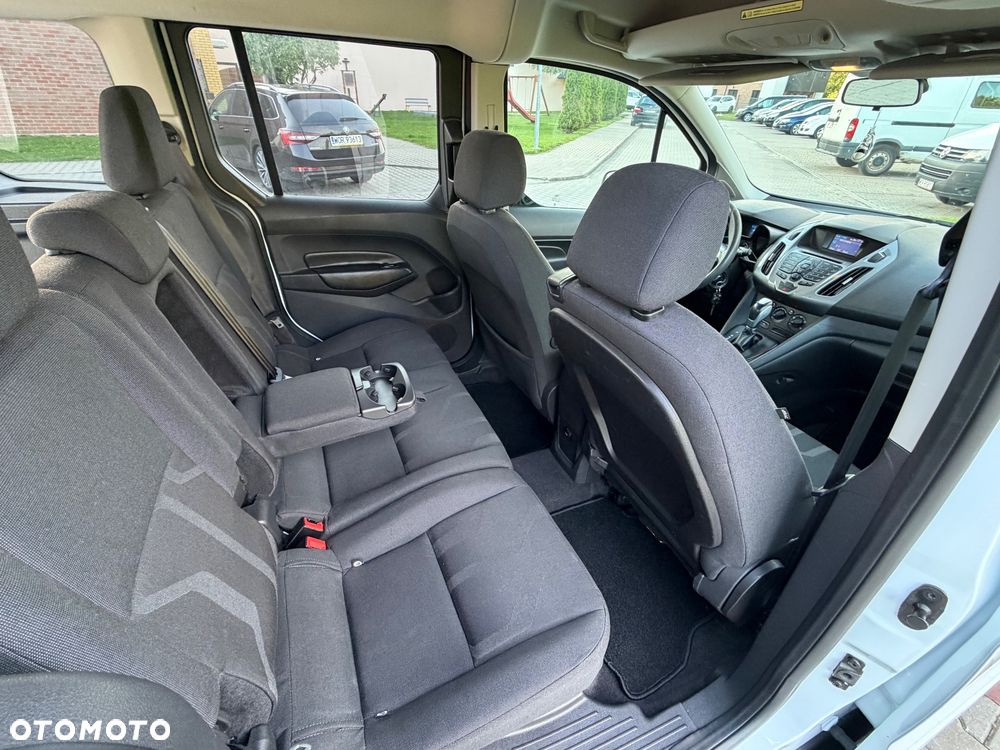 Ford Transit Connect - 11