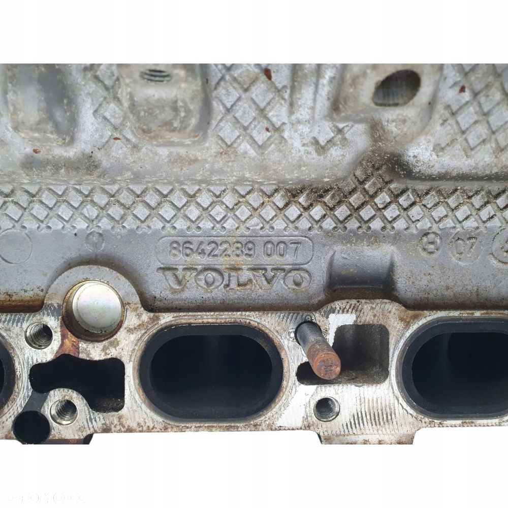 GŁOWICA CYLINDRÓW Volvo V70 III S80 II 2.5 T turbo 8642289007 - 2