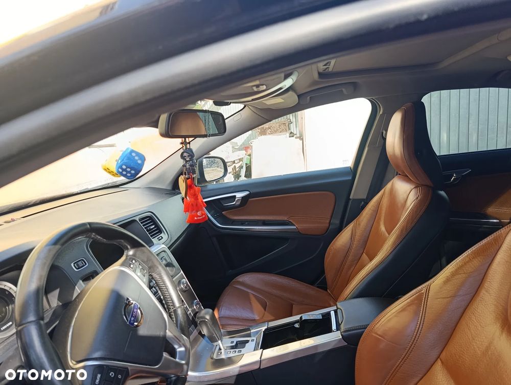 Volvo S60 2.5 T5 - 9